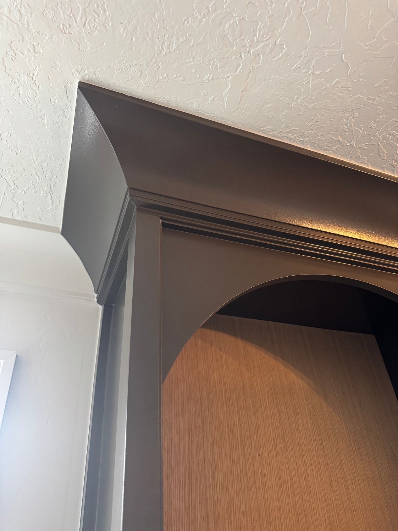 Crown & Arch Detail